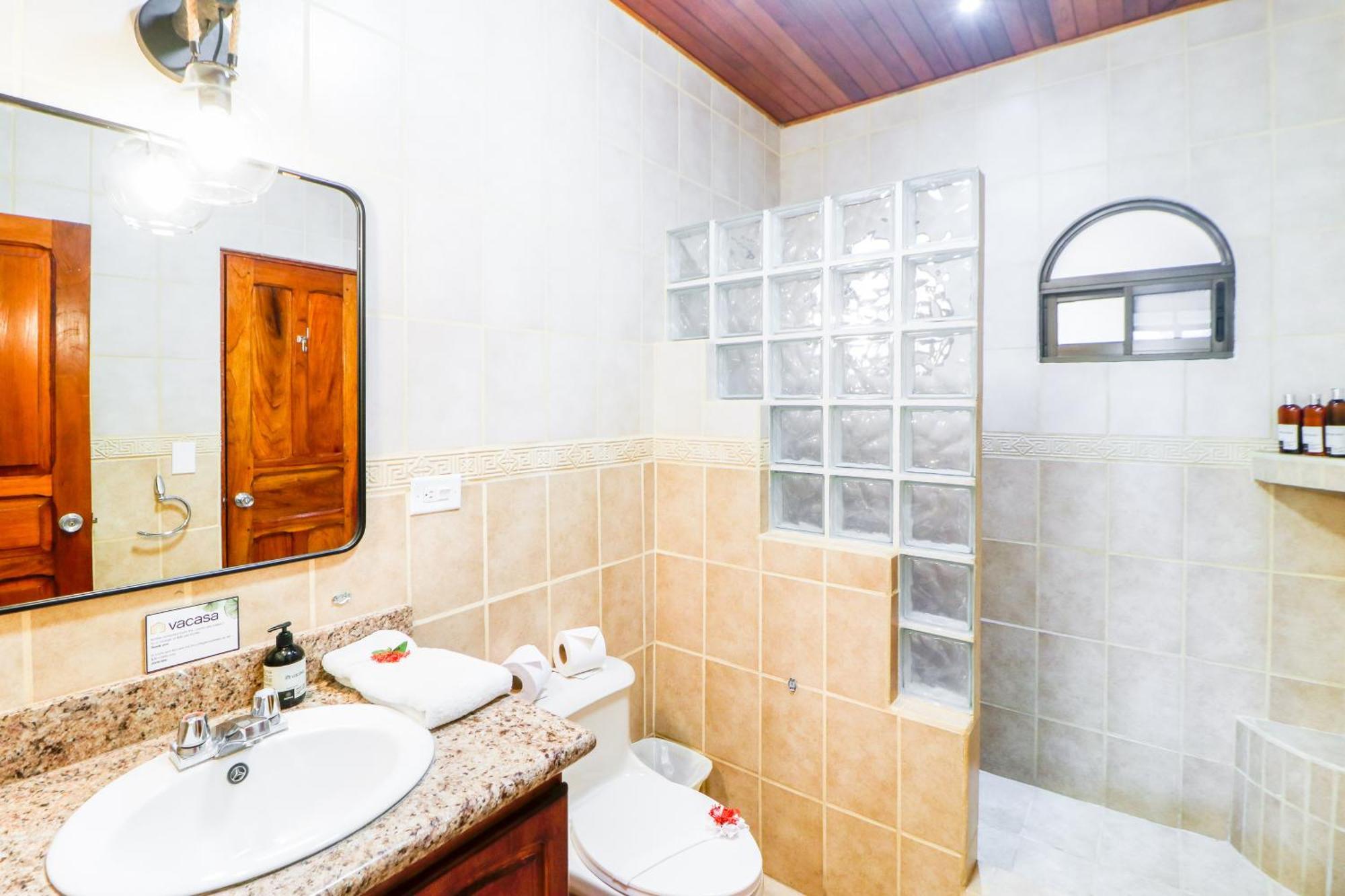 Flamingo Marina Resort Pacific North Coast Habitación foto